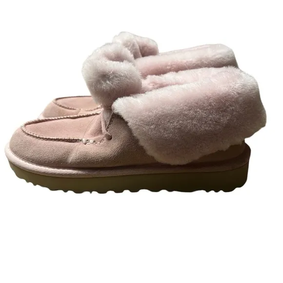UGG Alana Wool Collar Ankle Sheepskin Boots in Pink Size 6