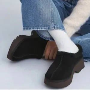UGG Australia New Heights Cozy Clog Suede Black Fur Slip On Shoes NEW Size 6