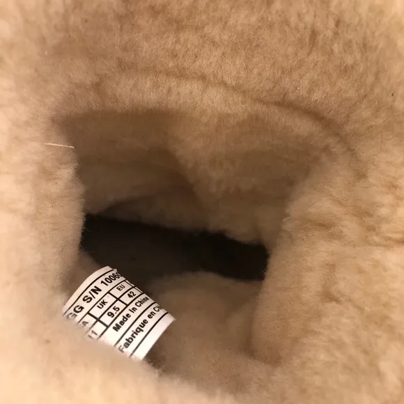 UGG Australia Pierce Sheepskin Winter Boots 11