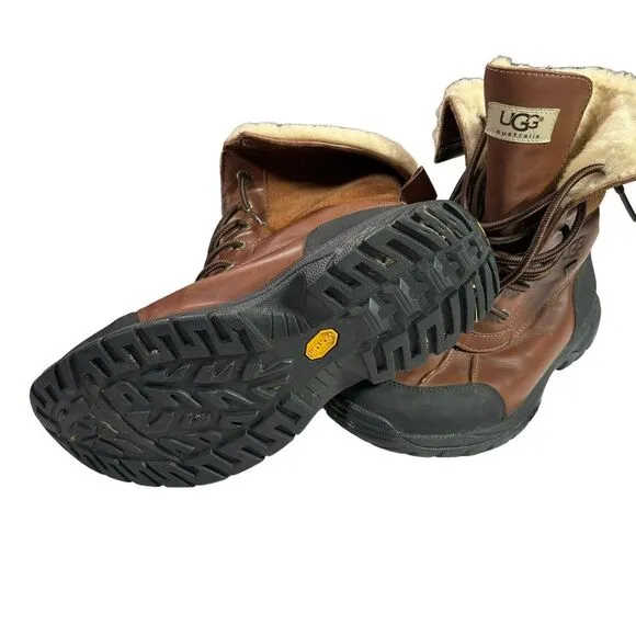 UGG‎ Australia S/N 5209 Women's 6 Brown Suede Sheepskin Lace Up Snow Boot