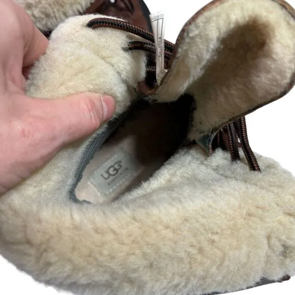 UGG‎ Australia S/N 5209 Women's 6 Brown Suede Sheepskin Lace Up Snow Boot