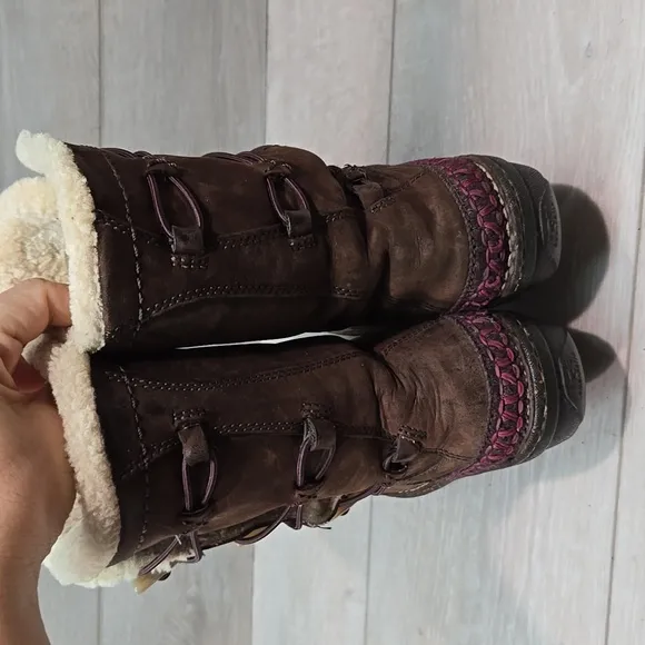 Ugg Australia Women 5156 Leather Brown Shearling-Lined Boots Shoes Sz 7