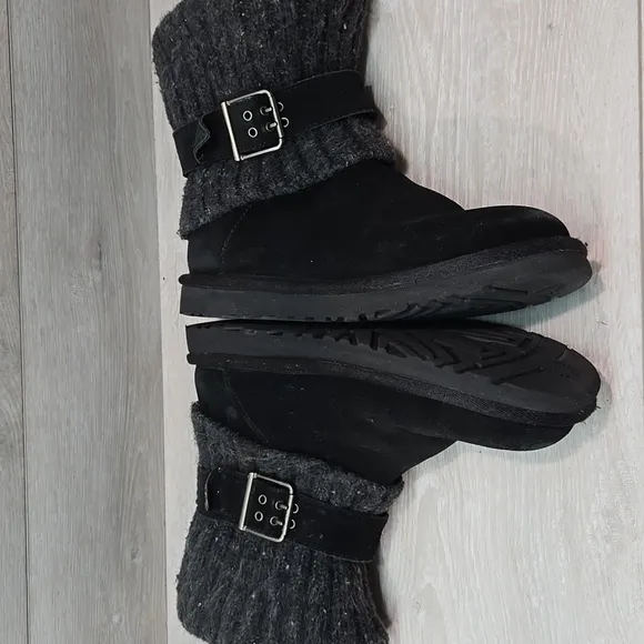 Ugg Australia Women's Black Suede Ankle Boots with Knit Cuff Shoes Sz 7