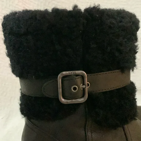 UGG BLAYRE II Buckle Sheepskin Collared BOOT