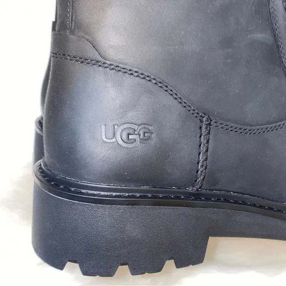 UGG Boots Everdeen lace New in box woman