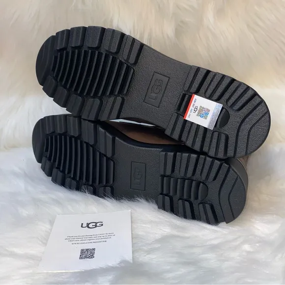 UGG Boots Everdeen lace size 10 woman New in box