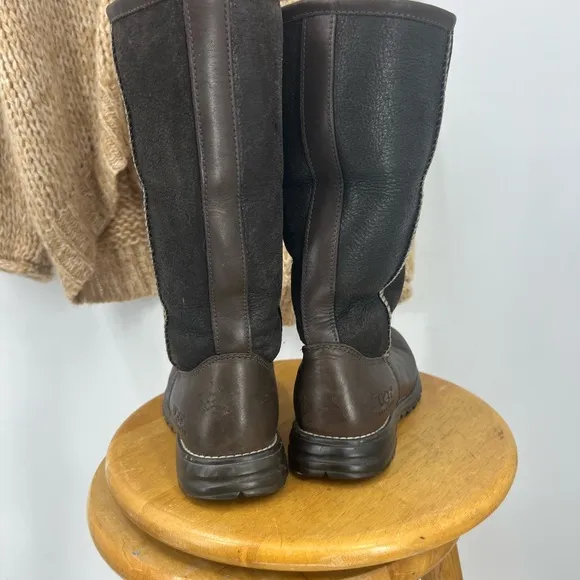 UGG Brooks Tall Leather Shearling Flat Boots 5490 Size 6 Women’s
