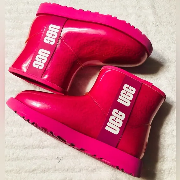 UGG Classic Mini Waterproof Clear Hot Pink Ankle Boots. Size 7