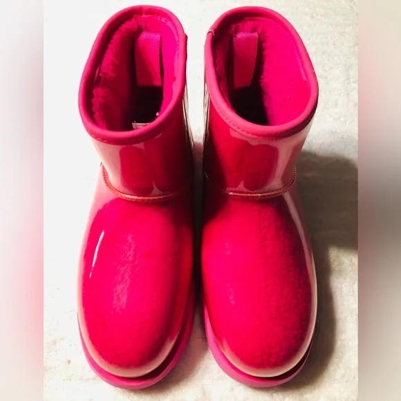 UGG Classic Mini Waterproof Clear Hot Pink Ankle Boots. Size 7