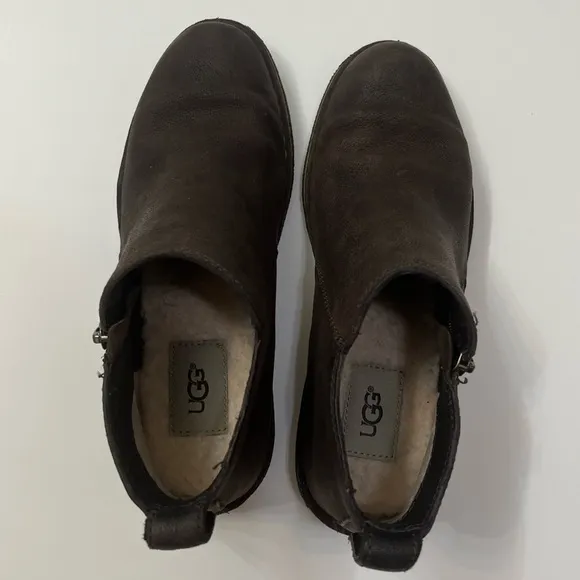 UGG Clementine side zip ankle boots brown leather booties sherpa insole 6