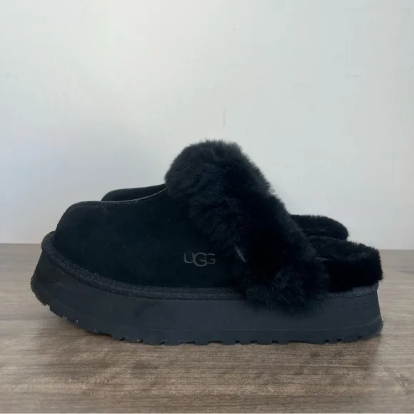 Ugg Disquette Women's Slipper Size 8 Black with Original Box SKU#24318