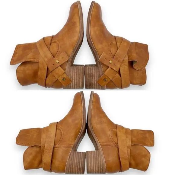 UGG Elora Leather Buckle Strap Slouchy Block Heel Boots Cognac Brown Size 6.5