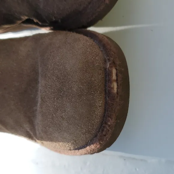 Ugg girls tall boots 13