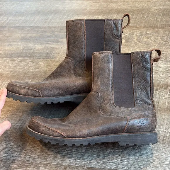 UGG Herrick Boots Men’s 11 Brown Rugged Leather S/N 3032 Ankle Boots
