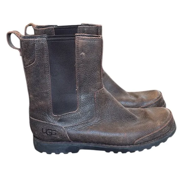 UGG Herrick Boots Men’s 11 Brown Rugged Leather S/N 3032 Ankle Boots