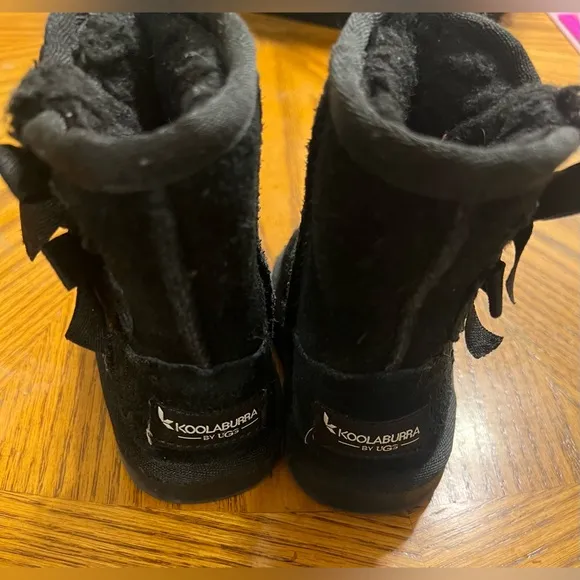 UGG Koolaburra Bailey Now Boots Size 5C