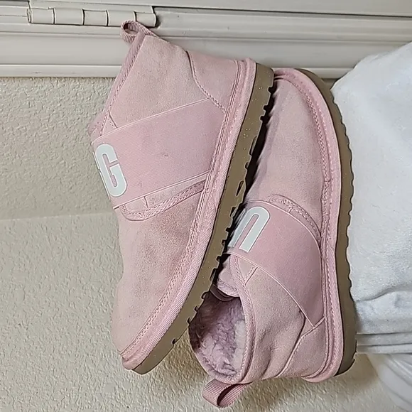UGG  Neumel II Slip-on Booties