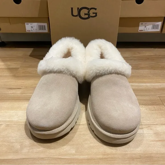 UGG | Nita Ultra Mini Bootie Closed Back Slippers SAND NEW