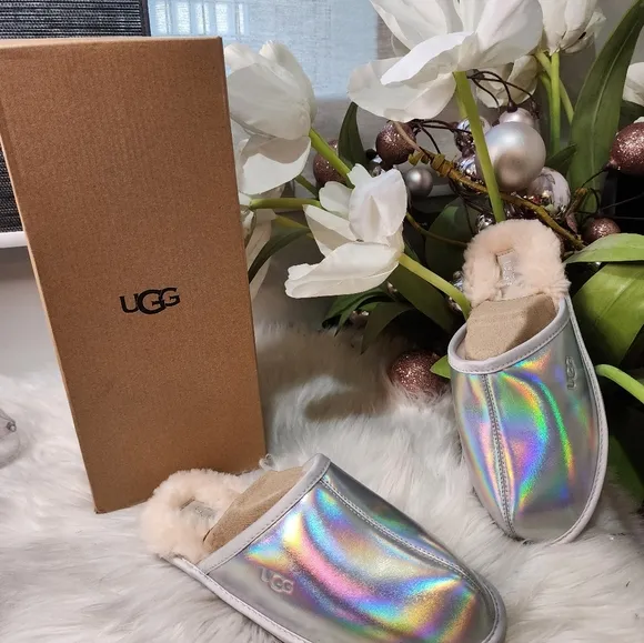 Ugg Pearle Iridescent women's Shoes size7 new