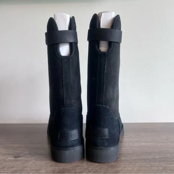 Ugg Romley Cuffable Women’s Boot Size 9