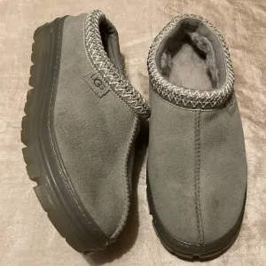 Ugg Tasman Clear Slip On