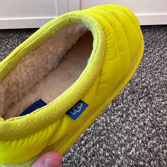UGG Tasman LTA New Women’s Neon Yellow‎ Puffer Shoes Size US 5