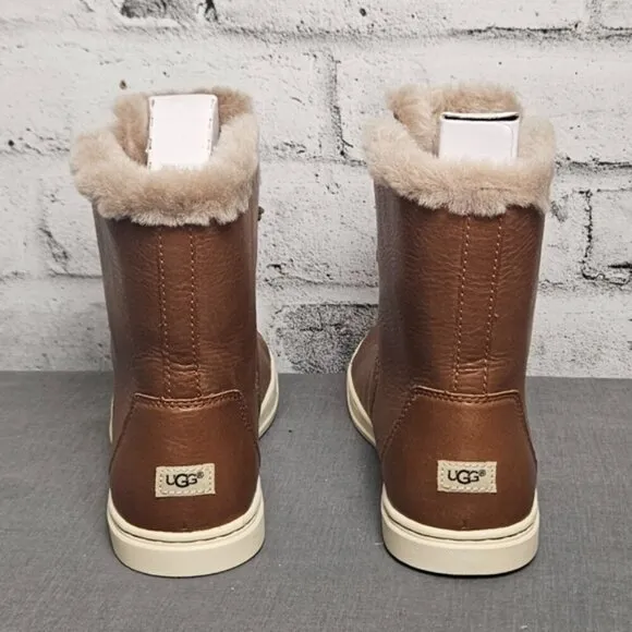 Ugg Women's Croft Luxe Quilt Boots NWT