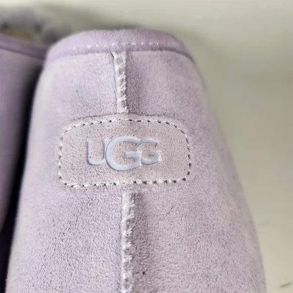 UGG Womens Discoquette Slipper 7 Purple Leather Shearling House Shoes Cozy Clogs