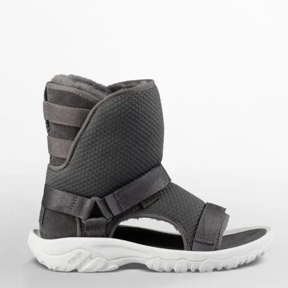 UGG x Teva Dark Gull Gray Sheepskin Hybrid Open Toe Fur Lined Boot EUC Size 8.5