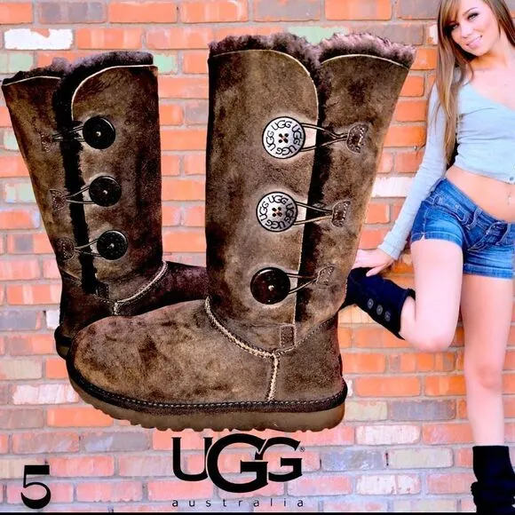 UGG Bailey, 3 Button Brown Boots Authentic