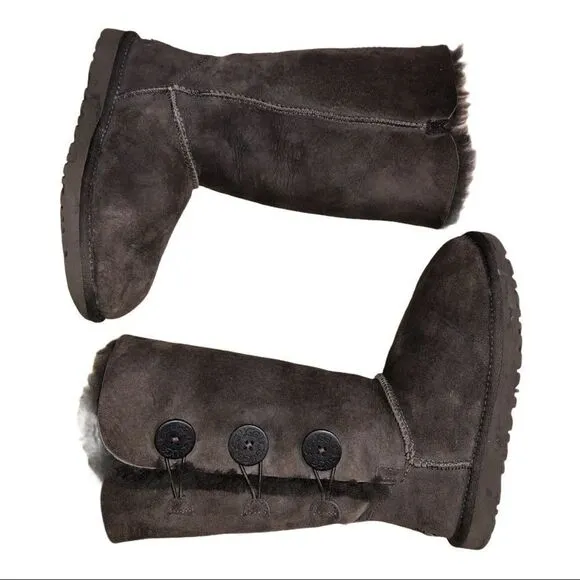 UGG Bailey, 3 Button Brown Boots Authentic