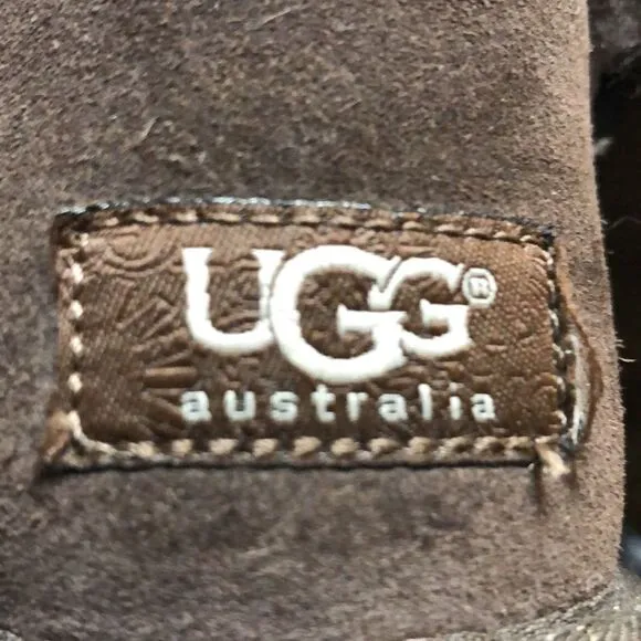 UGG Bailey, 3 Button Brown Boots Authentic