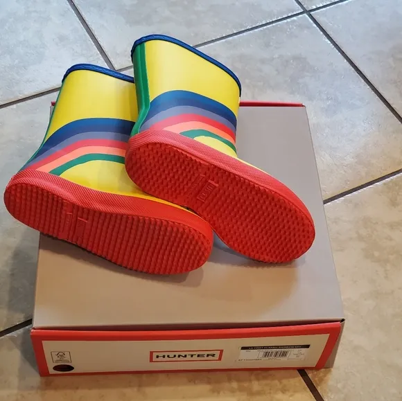 UK 11 Hunter Kids First Classic Rainbow Sky Multicoloured Rubber 12B/13G