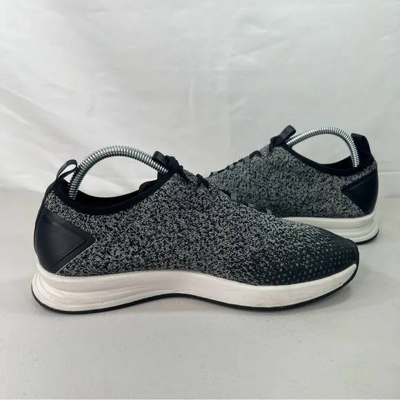 Under Armour Charged Covert Gray Knit Men's Shoe Size 8.5 SKU#24651