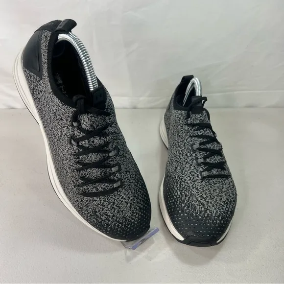 Under Armour Charged Covert Gray Knit Men's Shoe Size 8.5 SKU#24651