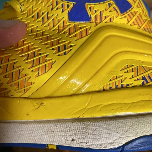 Under Armour Micro G Clutch Fit Drive Stephen Curry PE shoes size 11 yellow blue