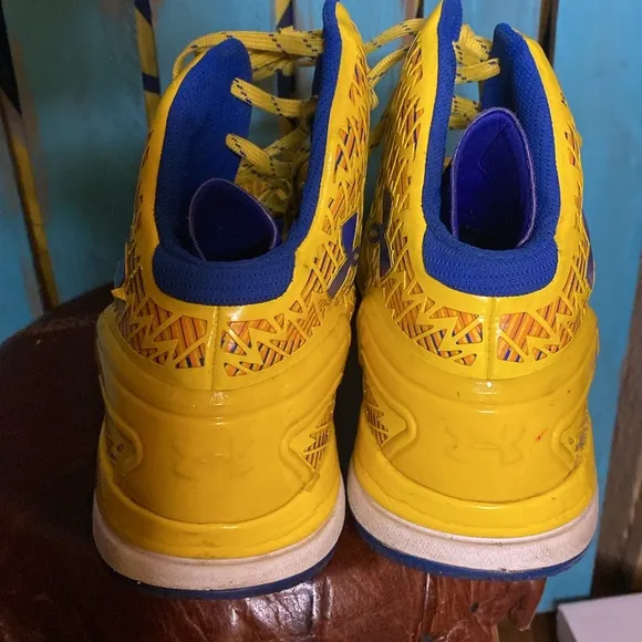 Under Armour Micro G Clutch Fit Drive Stephen Curry PE shoes size 11 yellow blue