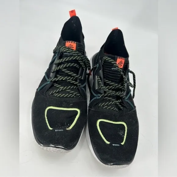 Under Armour Stephen Curry Flow Cozy Sneakers Shoes 3023815-004 Sz Mens 13