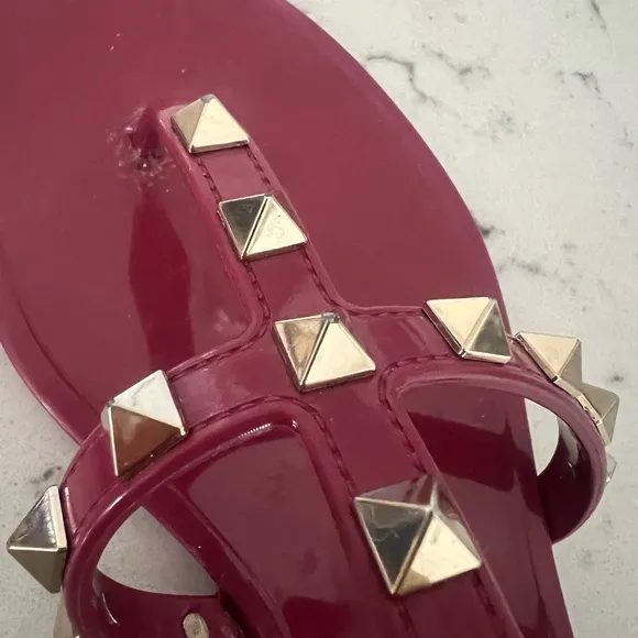 Valentino Garavani PVC Jelly Rockstud Caged Flat Thong Sandals 35 BlossomGold