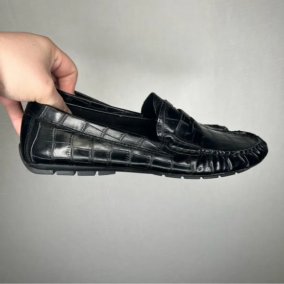 Vaneli Alika | Black Woman’s Slip On Loafers 9.5 Shoe