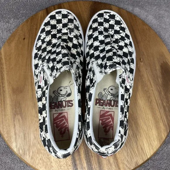 Vans 2017 Peanuts Snoopy Checkerboard Classic Slip-On Sneaker Shoes Men's Sz 11