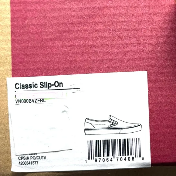 VANS Classic Slip On Sneakers Women's Size Skate Canvas White Shoes VN000BVZFRL