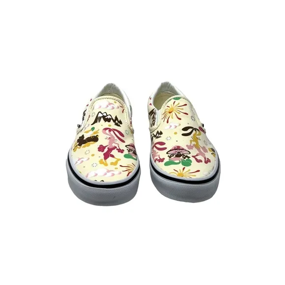 VANS Classic Slip On Sneakers Women's Size Skate Canvas White Shoes VN000BVZFRL
