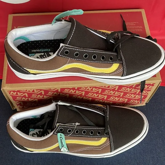 Vans Comfycush Old(Tri-Tone)BikrandrmermgldVNOA5DYC8U8WMNS sneakers
