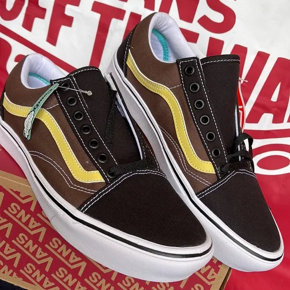 Vans Comfycush Old(Tri-Tone)BikrandrmermgldVNOA5DYC8U8WMNS sneakers
