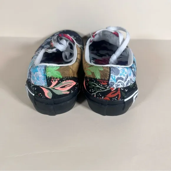 VANS Slip-On Cap (Florals) Unisex Shoe Size 7 or 8.5