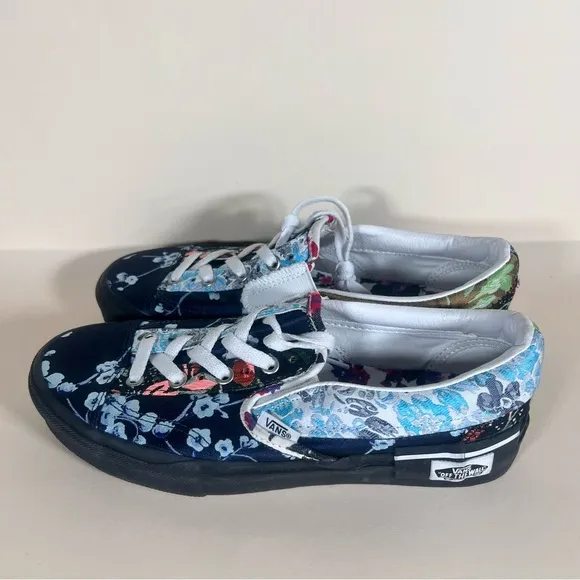 VANS Slip-On Cap (Florals) Unisex Shoe Size 7 or 8.5
