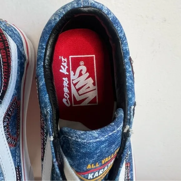 Vans x Cobra Kai Eagle Fang Old Skool Shoe Size 5 or 3.5 24228