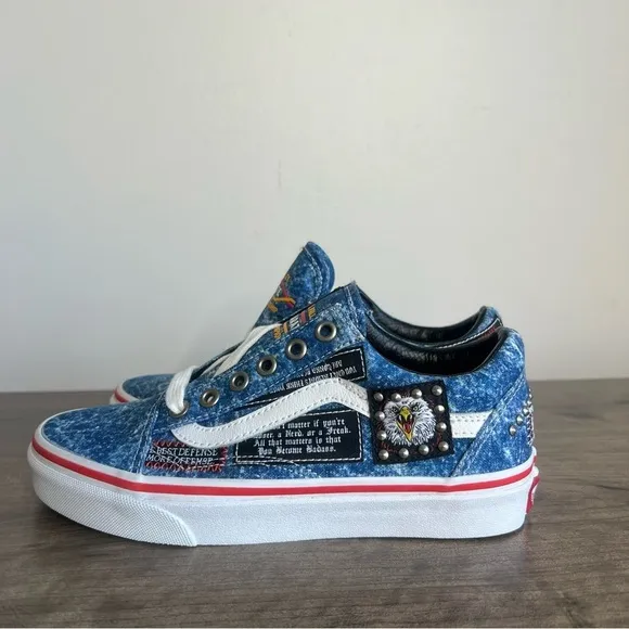 Vans x Cobra Kai Eagle Fang Old Skool Shoe Size 5 or 3.5 24228