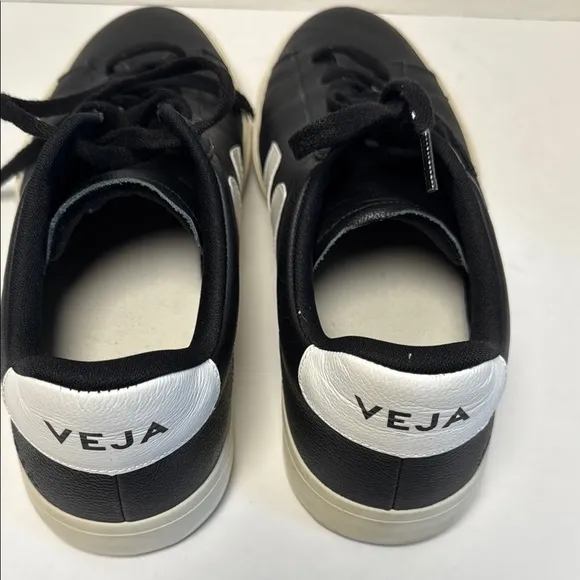 VEJA Men's Campo Easy Two-Tone Leather Black White Low Lace Up Sneakers Size 12